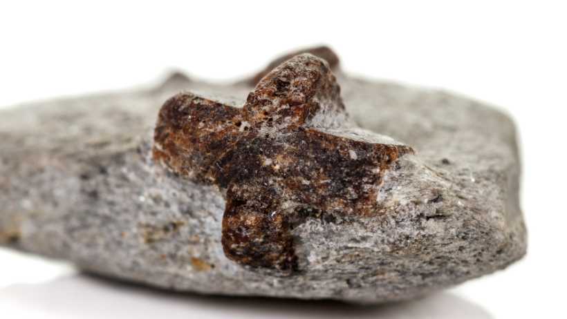 Staurolite - healing crystal for anxiety and stress